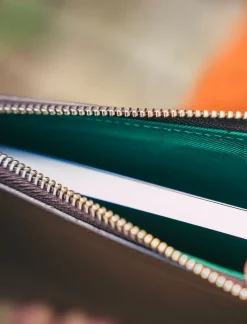 Pied de Biche Maroquinerie>Pochette D'Ordinateur Ebene Et Sapin