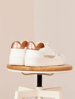 Pied de Biche Sneakers><noscript><img width=